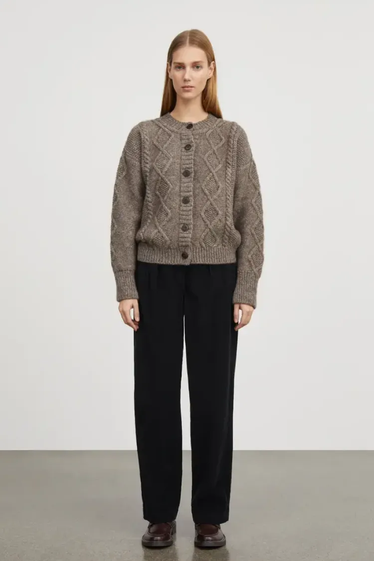 agnete_cardigan_1-1.webp Skall Studio Agnete Cardigan Light+Brown Discount