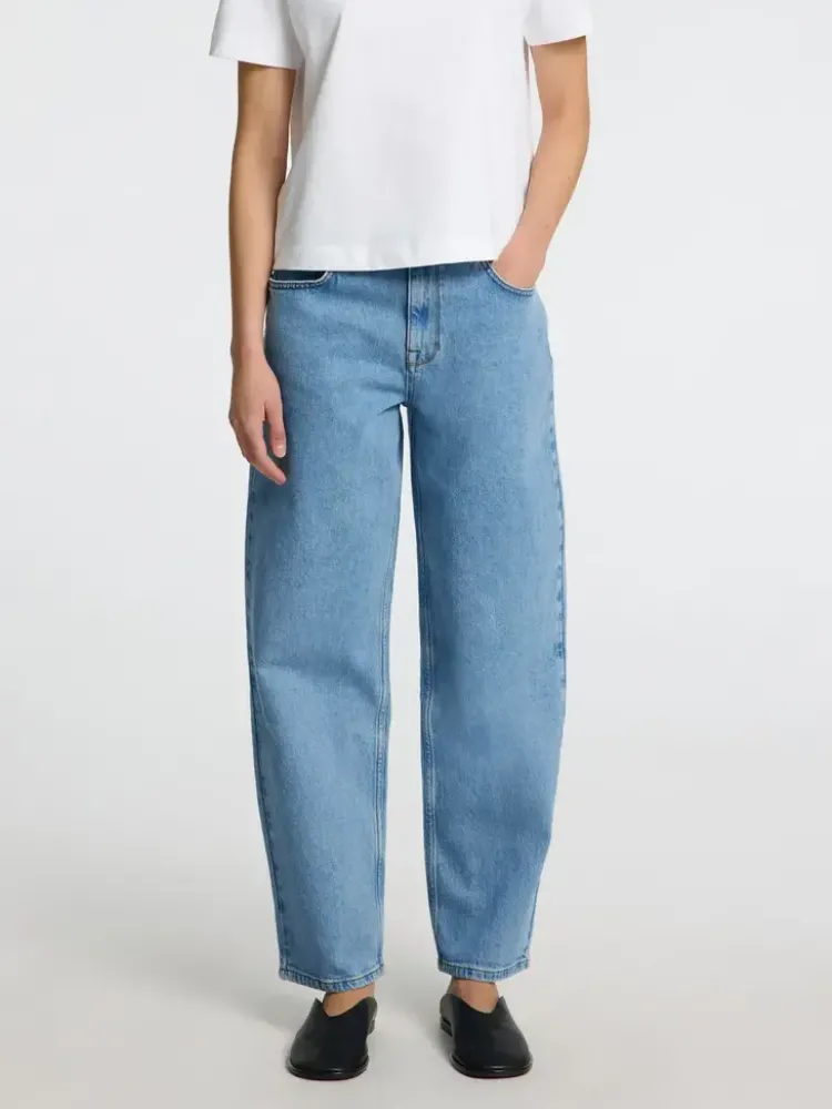alice_barrel_jeans_0.webp Selected Femme Alice Barrel Jeans Light+Blue+Denim Sale