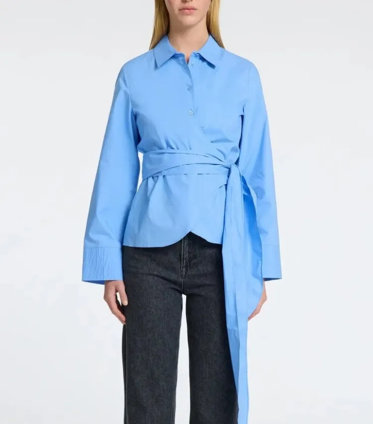 aviana_top_0.webp Selected Femme Aviana Top Cornflower+Blue Sale