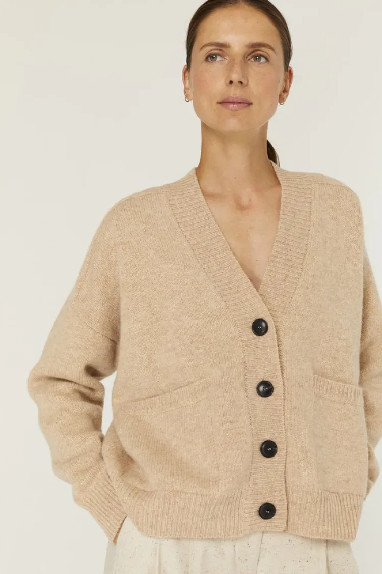 beaudelaire_cardigan_0.webp Gris Beaudelaire Cardigan Beige Sale