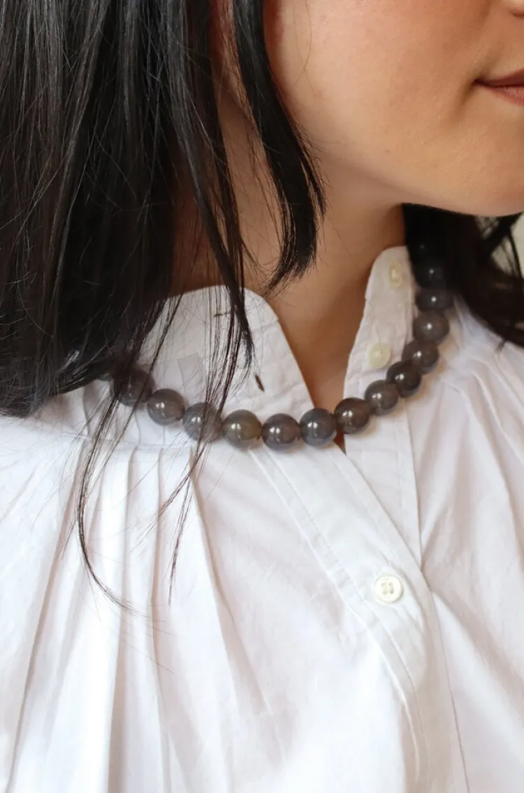 camille_necklace_levier_1.webp Antraciet Camille Necklace Levier Discount