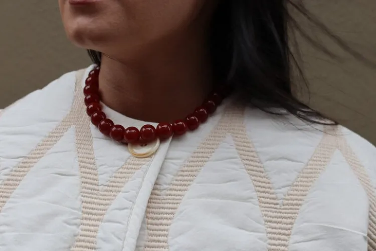 camille_necklace_rouge_1.webp Antraciet Camille Necklace Rouge Best