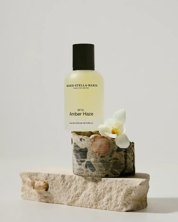 eau_de_parfum_naturelle_a_1.webp Marie Stella Maris Eau de Parfum Naturelle Amber Haze Online