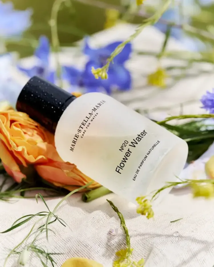 eau_de_parfum_naturelle_f_1.webp Marie Stella Maris Eau de Parfum Naturelle Flower Water Clearance
