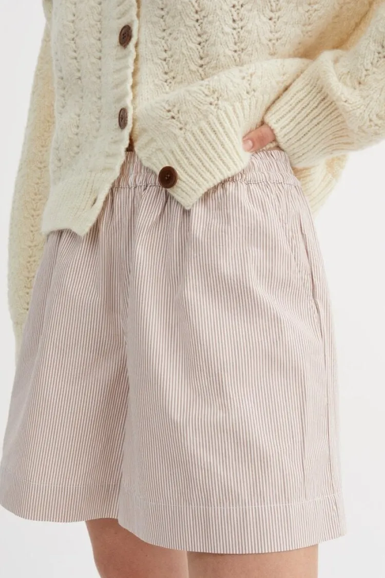 edgar_shorts_0.webp Skall Studio Edgar Shorts Warm+beigeWhite+stripe Outlet