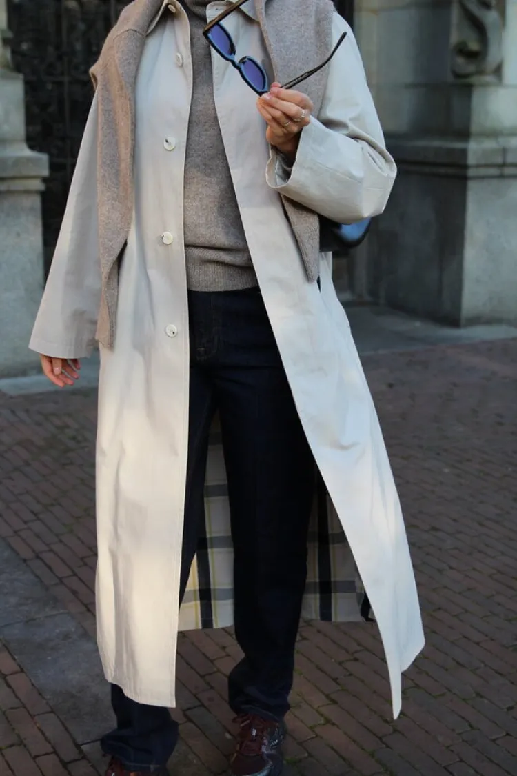 gaia_manteau_0.webp A.P.C. Gaia Manteau Mastic Online