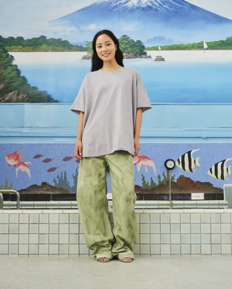 gigi_tee_0-1.webp Sea Me Happy Gigi Tee Hot