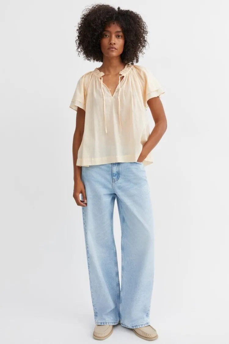 grace_blouse_1.webp Skall Studio Grace Blouse Light+Peach Fashion