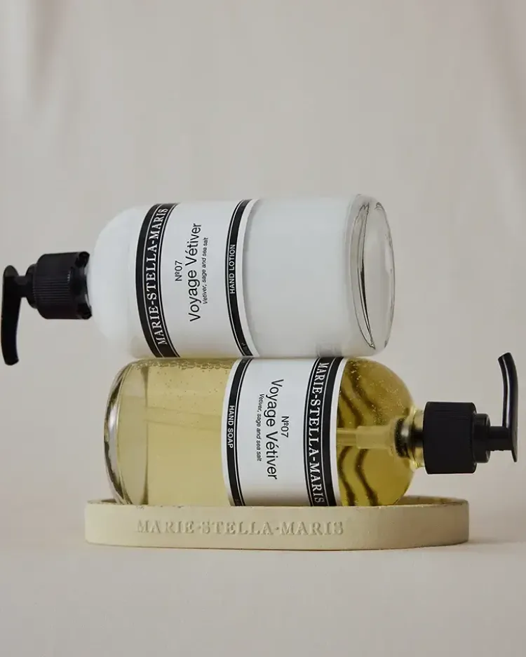 luxury_hand_essentials_vo_0.webp Marie Stella Maris Luxury Hand Essentials Voyage Ventiver New