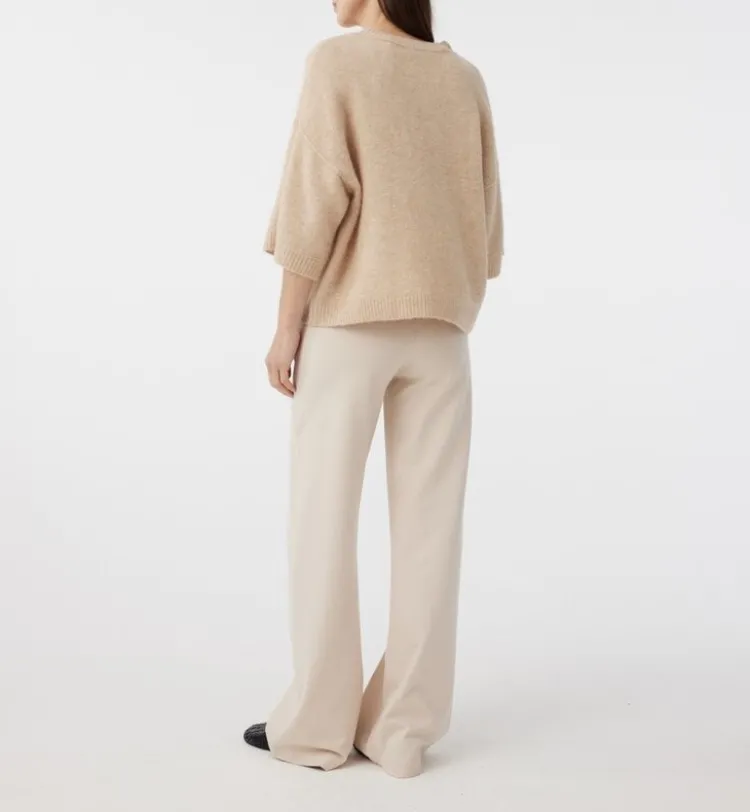 megan_pullover_3.webp Knit-ted Megan Pullover Sand Online