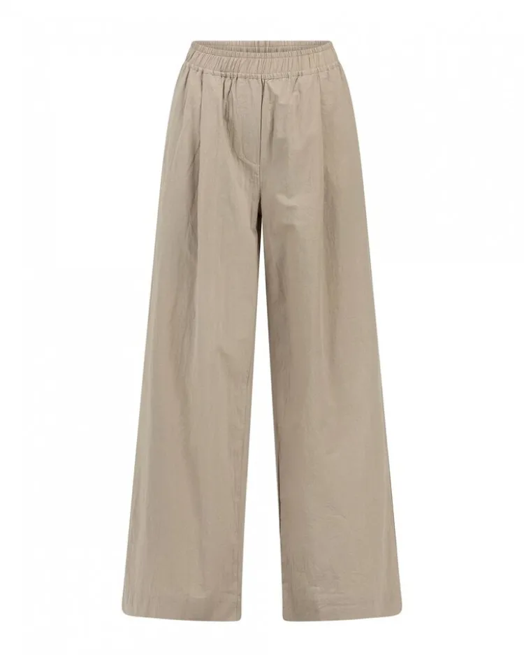 nori_pants_1.webp Knit-ted Nori Pants Khaki Online