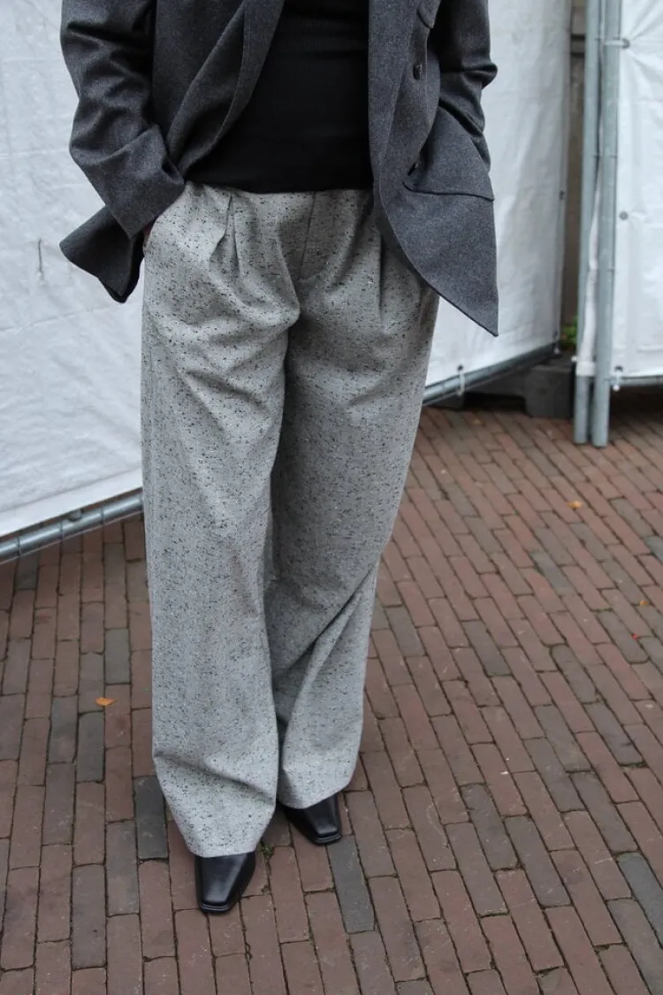 redd_pants_1.webp Ruby Tuesday Redd Pants Grey+Melange Clearance