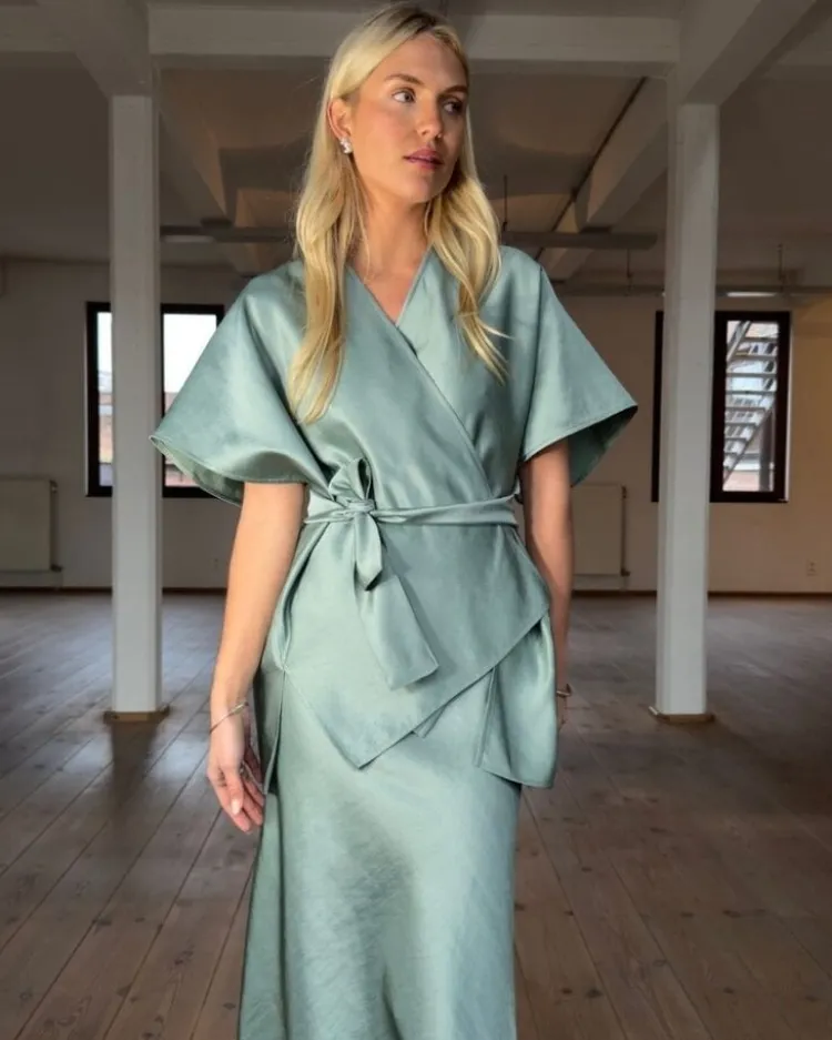 rex_blouse_0.webp Sea Me Happy Rex Blouse Clearance