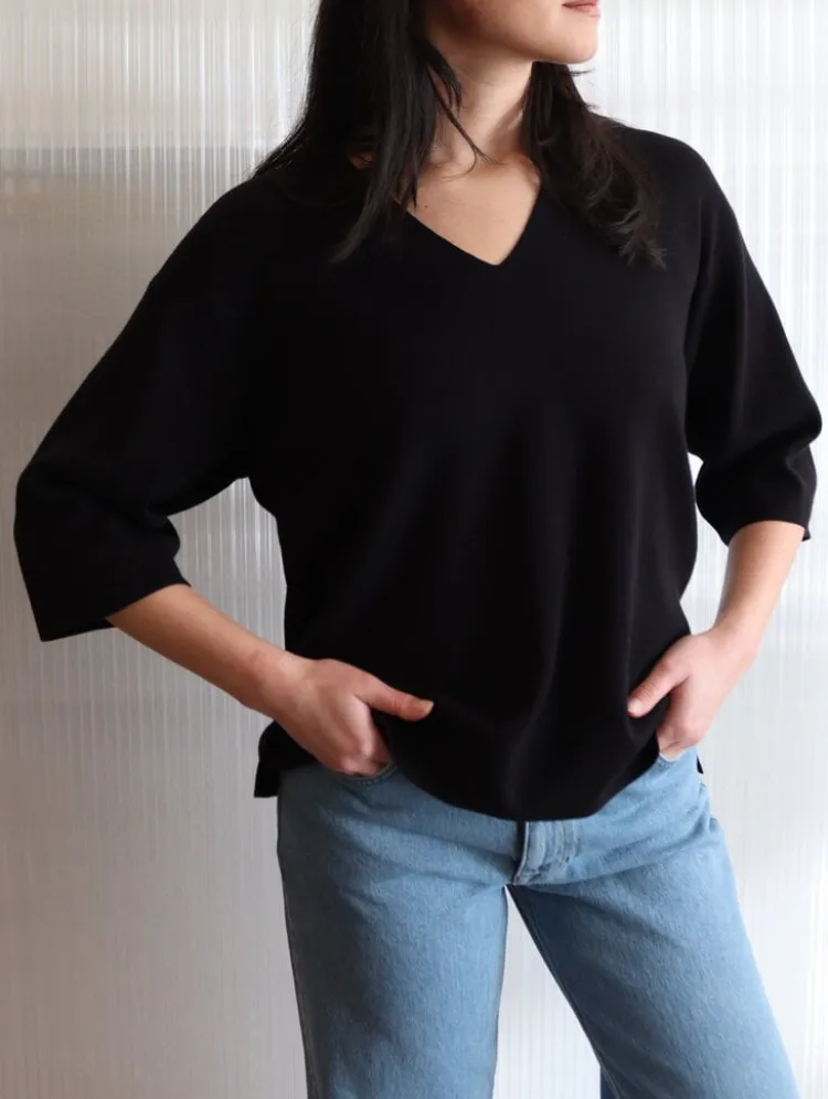 robin_pullover_0.webp Knit-ted Robin Pullover Black Discount