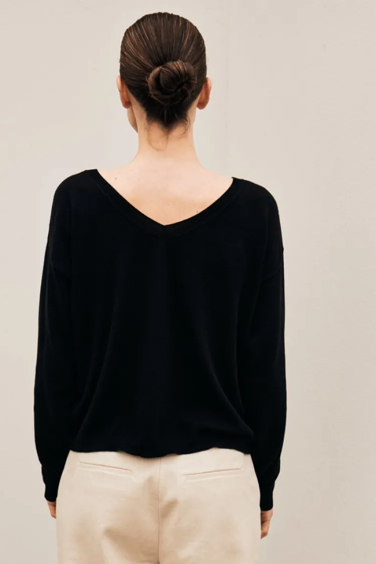 rousseau_reversible_knit_3.webp Gris Rousseau Reversible Knit Nero Fashion