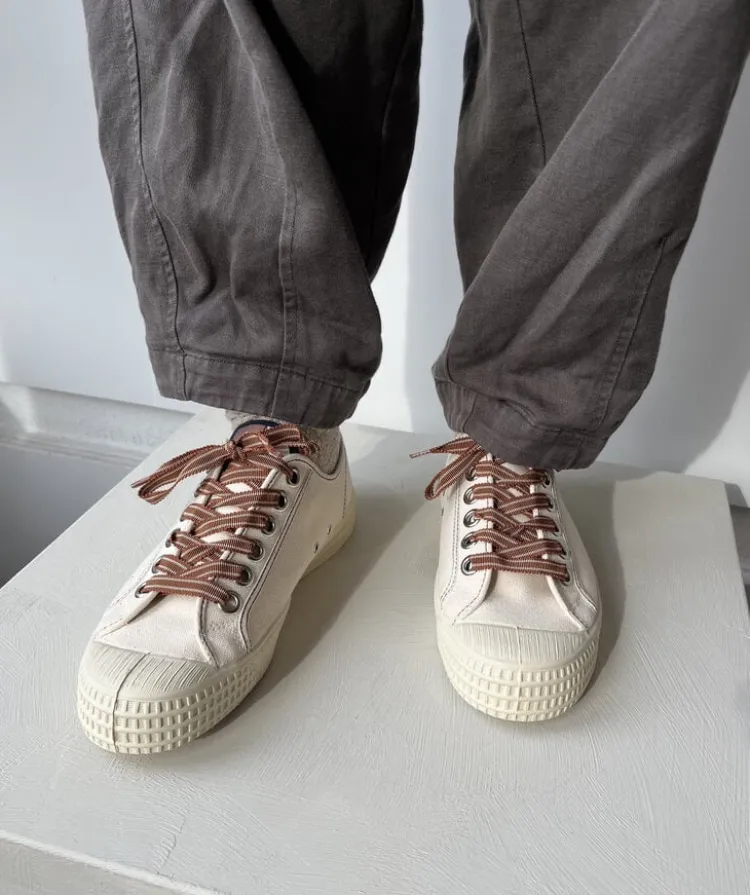 rue_blanche_x_novesta_sne_0.webp Rue Blanche x Novesta sneakers Ecru+Marin Hot