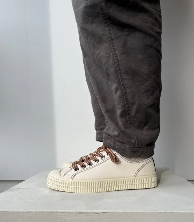 rue_blanche_x_novesta_sne_1.webp Rue Blanche x Novesta sneakers Ecru+Marin Hot