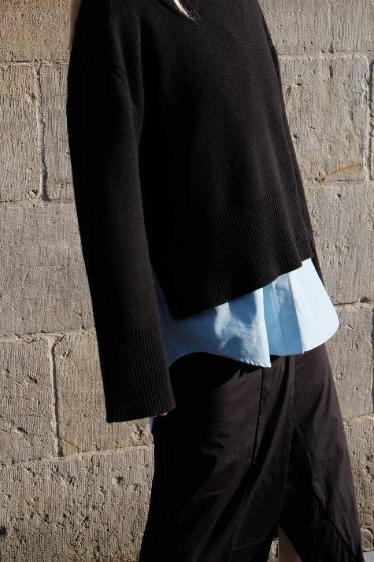 sartre_sweater_2-1.webp Gris Sartre Sweater Black New