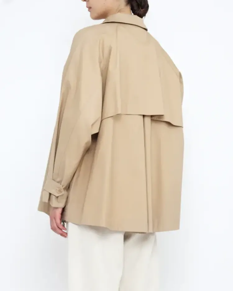 short_spring_trench_1.webp 7115 Short Spring Trench Tan+Beige Clearance