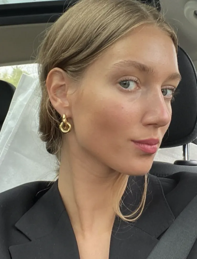the_esther_earring_2.webp Lie Studio The Esther Earring Best