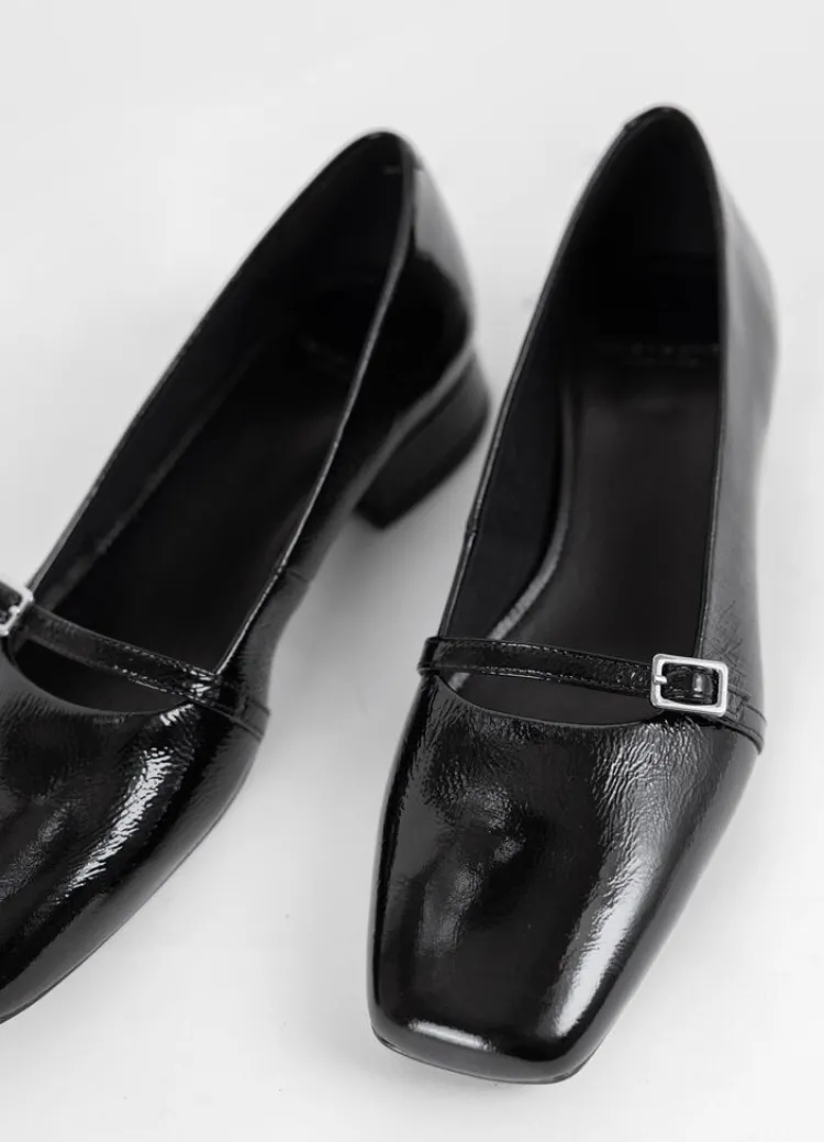 vagabond_shoemakers_debbi_4.webp Vagabond Shoemakers Debbi Loafer Black Online