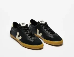 Veja Volley sneaker Black Clearance